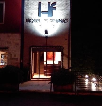 Hotel Flaminio Tavernelle Serrungarina Εξωτερικό φωτογραφία